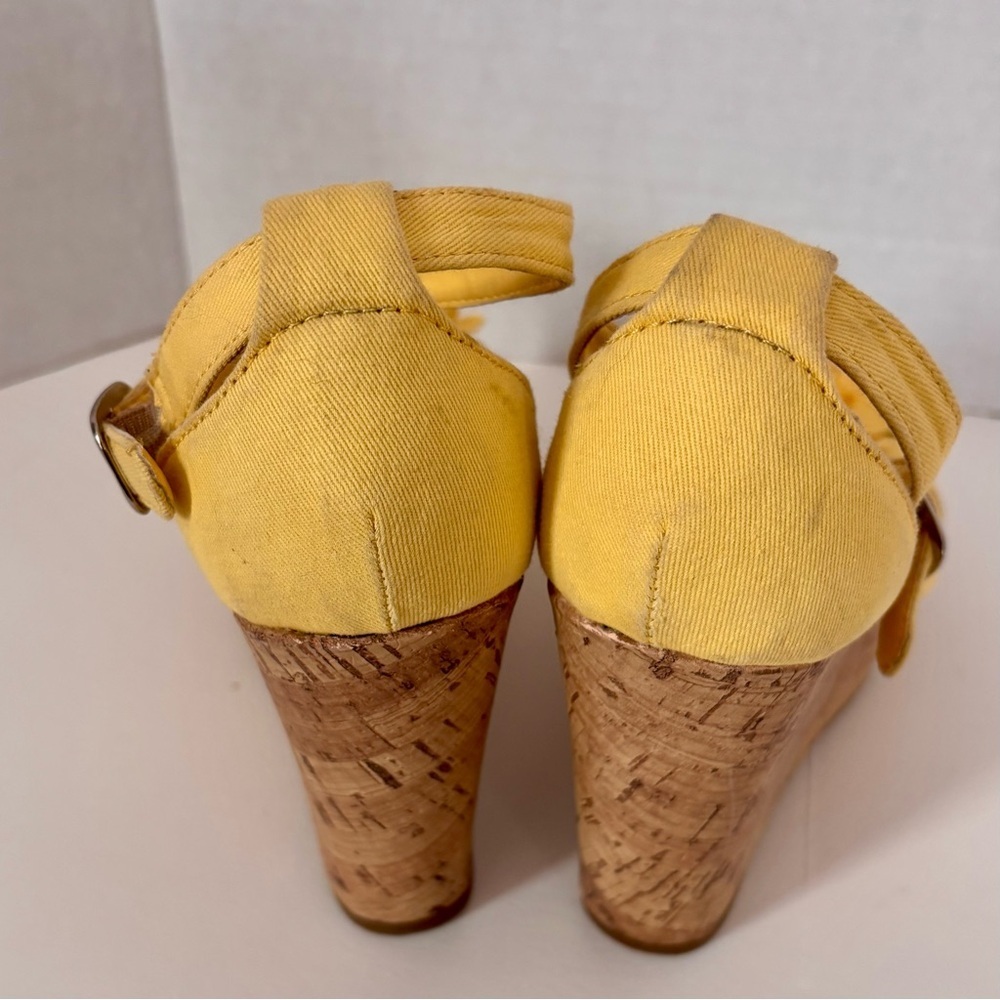 Madden Girl Yellow Floral Wedge Sandals Kolasso Womens Size 7.5 M Cork Platform - Picture 3 of 6